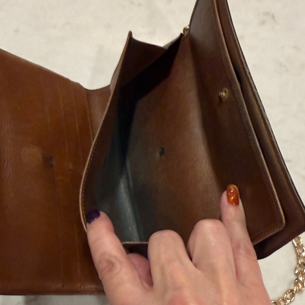 ***SOLD*** Louis Vuitton Brown Sarah Wallet with Chain and COA - Picture 3 of 9